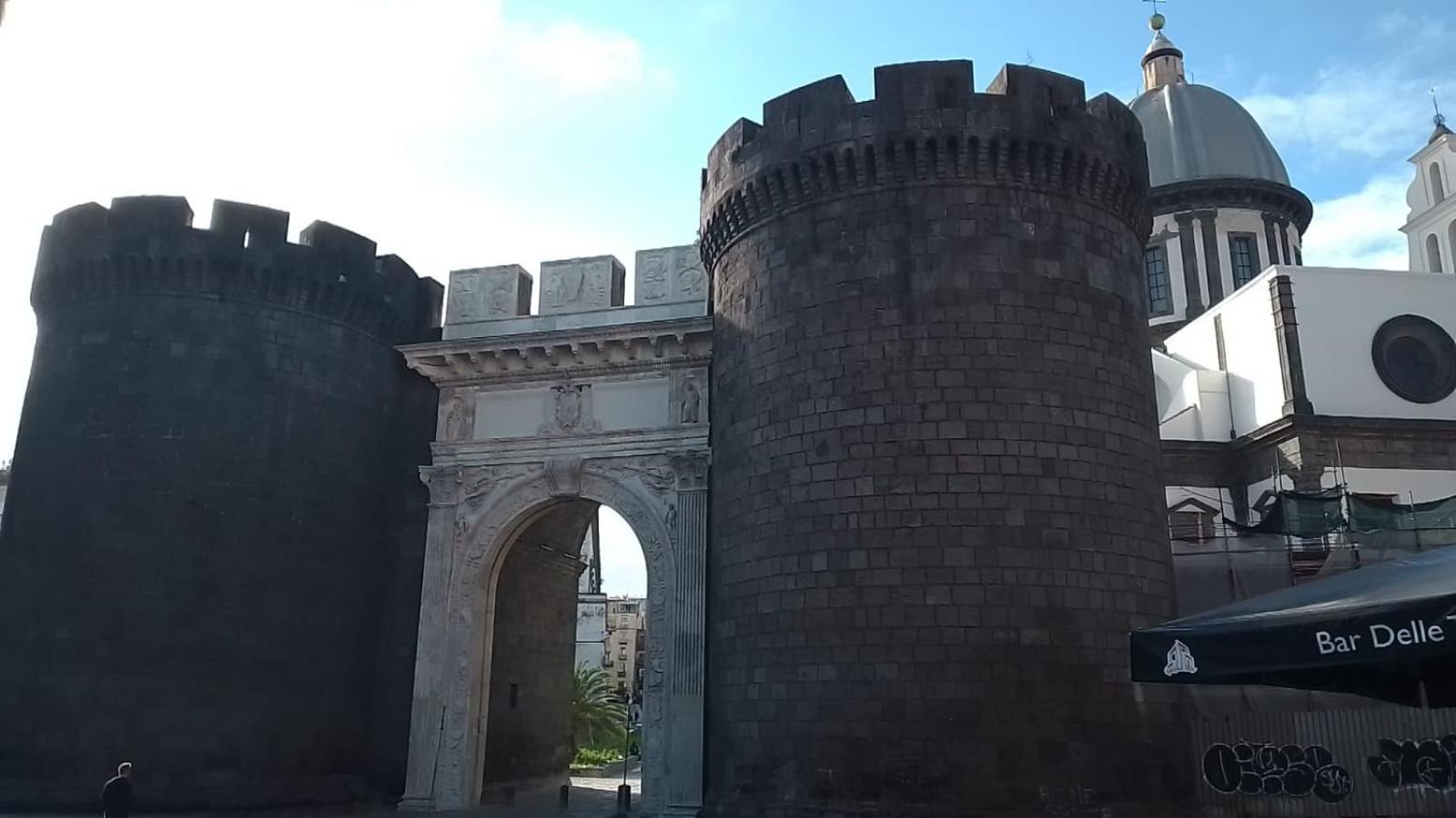 Puntoxenia Torri Aragonesi Apartman Nápoly Kültér fotó